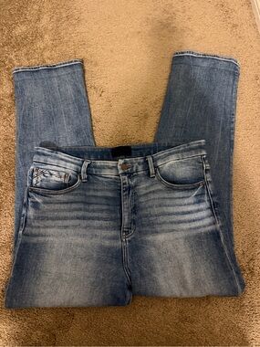 Classic Light Wash Straight Leg Jeans